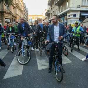 Gradonačelnik Tomislav Tomašević sa zamjenicima na Zagrebačkoj žbici