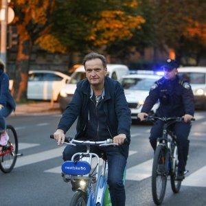 Gradonačelnik Tomislav Tomašević sa zamjenicima na Zagrebačkoj žbici