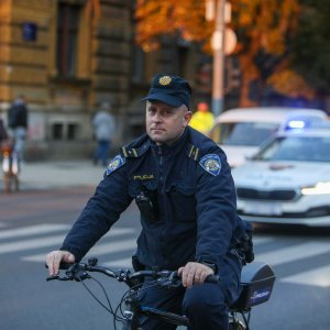 Gradonačelnik Tomislav Tomašević sa zamjenicima na Zagrebačkoj žbici