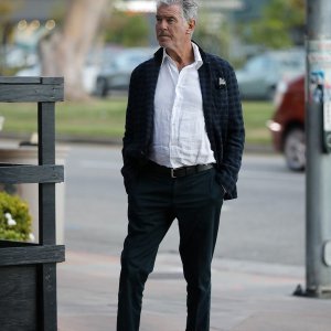 Pierce Brosnan sa suprugom Keely Shay Smith