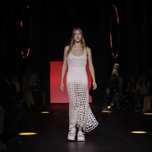 Chloe SS23