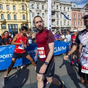 Gradonačelnik Zagreba Tomislav Tomašević sudjelovao u Zagrebačkom maratonu