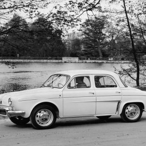 Renault Dauphine