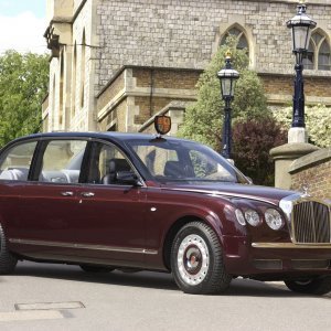 Bentley State Limousine