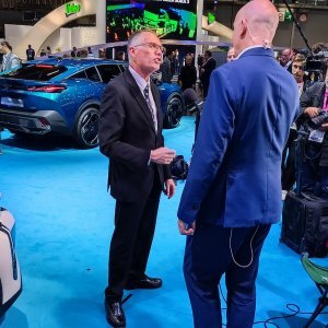 Carlos Tavares, CEO Stellantisa, na Mondial de l'Auto Paris 2022
