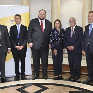 Ruslan Stefančuk, Nancy Pelosi, Gerard E. Connolly, Gordan Jandroković i američka delegacija