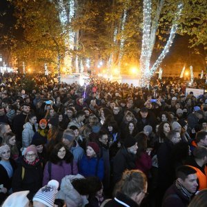 Paljenje lampica na Zrinjevcu