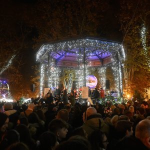 Paljenje lampica na Zrinjevcu