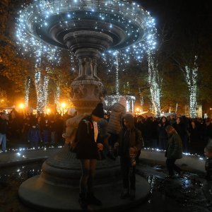 Paljenje lampica na Zrinjevcu
