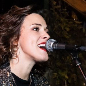 Natali Dizdar otvorila je ‘Advent festival u Prolazu‘
