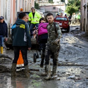 Spasilačke akcije se nastavljaju na otoku Ischiji