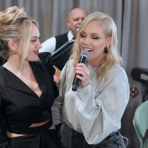Albina, Jelena Rozga