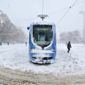 Snijeg u Zagrebu 2012. godine