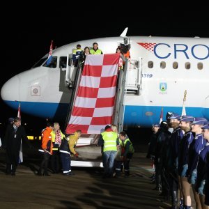 Dolazak Vatrenih na zagrebački aerodrom