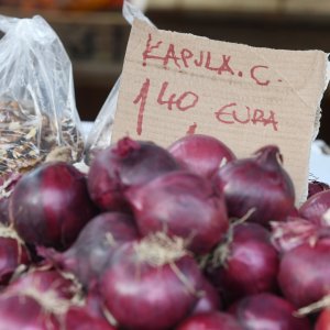 Cijene u eurima na tržnicama diljem Hrvatske