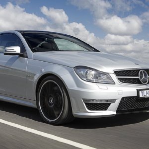 Mercedes-Benz C63 AMG V8