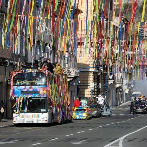 Maškarana manifestacija na riječkim ulicama