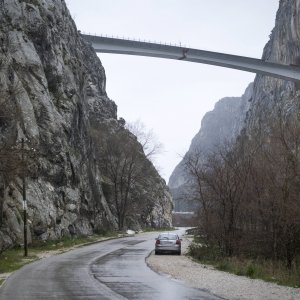 Most iznad Cetine