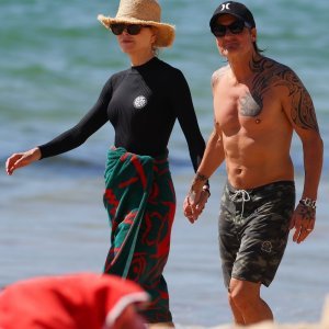 Nicole Kidman i Keith Urban na plaži