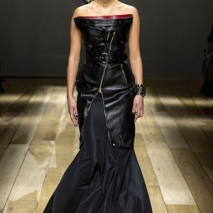 Modna revija kuće Alexander McQueen