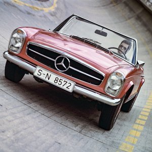 Mercedes-Benz 230 SL 'Pagoda' (W 113)