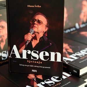 Promocija knjige o Arsenu Dediću