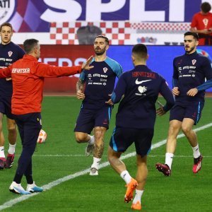 Zadnji trening Hrvatske uoči Walesa