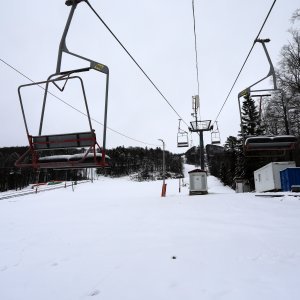 Snijeg je zabijelio skijalište Platak