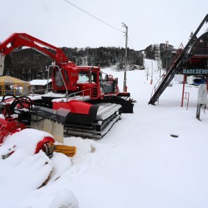 Snijeg je zabijelio skijalište Platak