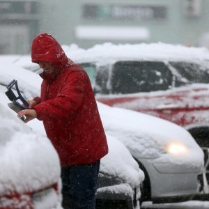 Sarajevo se jutros probudilo pod snježnim pokrivačem