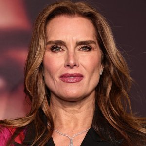 Brooke Shields (57)