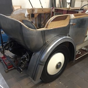 Nakon mukotrpnog proučavanja arhivske građe, stručnjaci Škodinog muzeja vratili su automobil u izvorni oblik