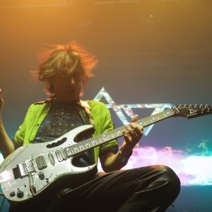 Steve Vai