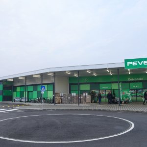 Pevex