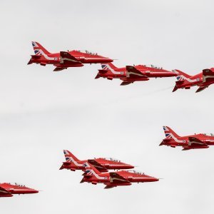 “Krila Oluje” i “Red Arrows”