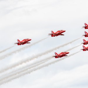 “Krila Oluje” i “Red Arrows”