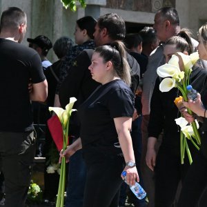 Pogreb troje ubijenih u mjestu Dubona kod Mladenovca