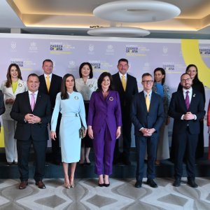 Španjolska kraljica Letizia na Samitu supružnika europskih čelnika