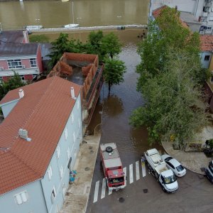 Povlačenje vode u Obrovcu