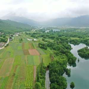 Fotografije iz zraka poplavljenih polja na vrgoračkom području