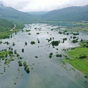 Fotografije iz zraka poplavljenih polja na vrgoračkom području