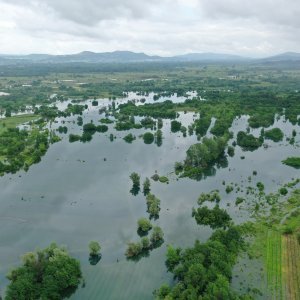 Fotografije iz zraka poplavljenih polja na vrgoračkom području