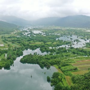 Fotografije iz zraka poplavljenih polja na vrgoračkom području