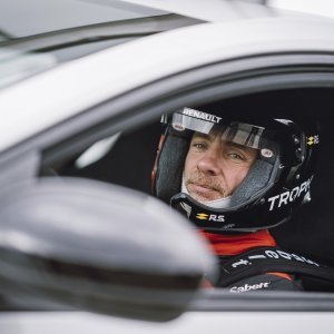 Laurent Hurgon za upravljačem Meganea 4 R.S. Trophy-R