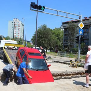 Karlovac: Automobilom uletio u jarak