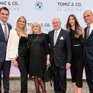 Franjo Tomić i obitelj