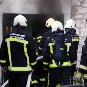 Šibenik: Požar u kafiću na šibenskoj rivi