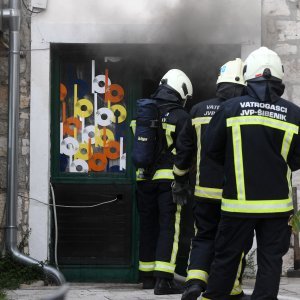 Šibenik: Požar u kafiću na šibenskoj rivi