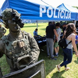 Izložba vojne opreme i naoružanja Hrvatske vojske na Jarunu