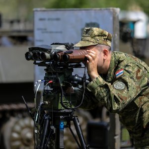 Izložba vojne opreme i naoružanja Hrvatske vojske na Jarunu
